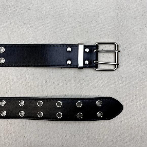 2000s single stitching studded vegan leather black and silver grunge belt - Picture 7 of 8